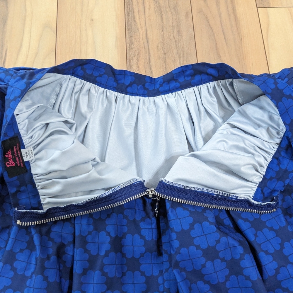 EUC! Unique Vintage X Barbie A Line Classic Barbie Icon Skirt Women's L 10-12 - Picture 14 of 14